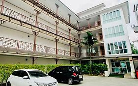 อิ่นคำ อพาร์ทเม้นท์